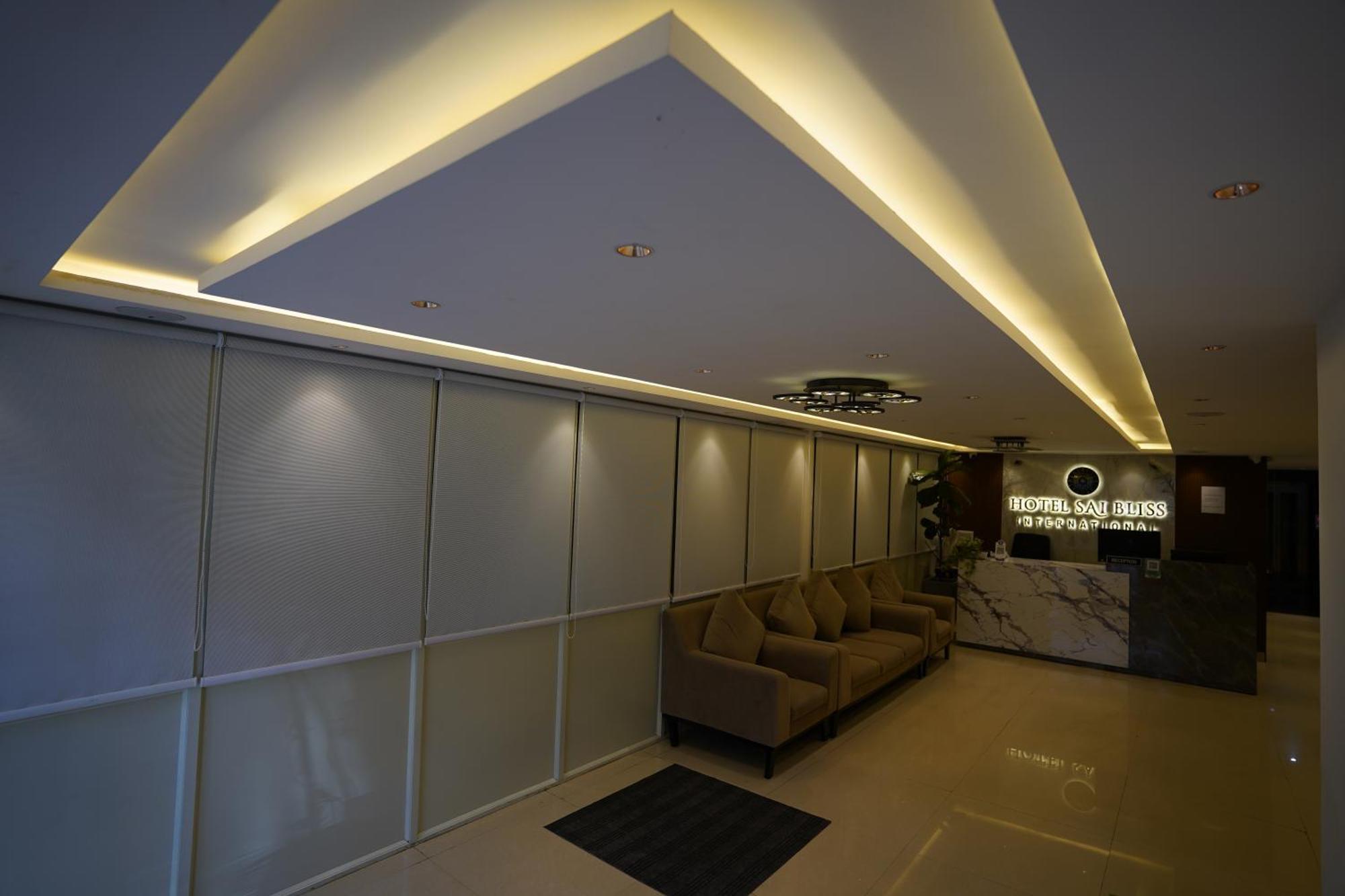 Sai Bliss Residency, Manyata Tech Park Hotel Bangalore Exterior photo