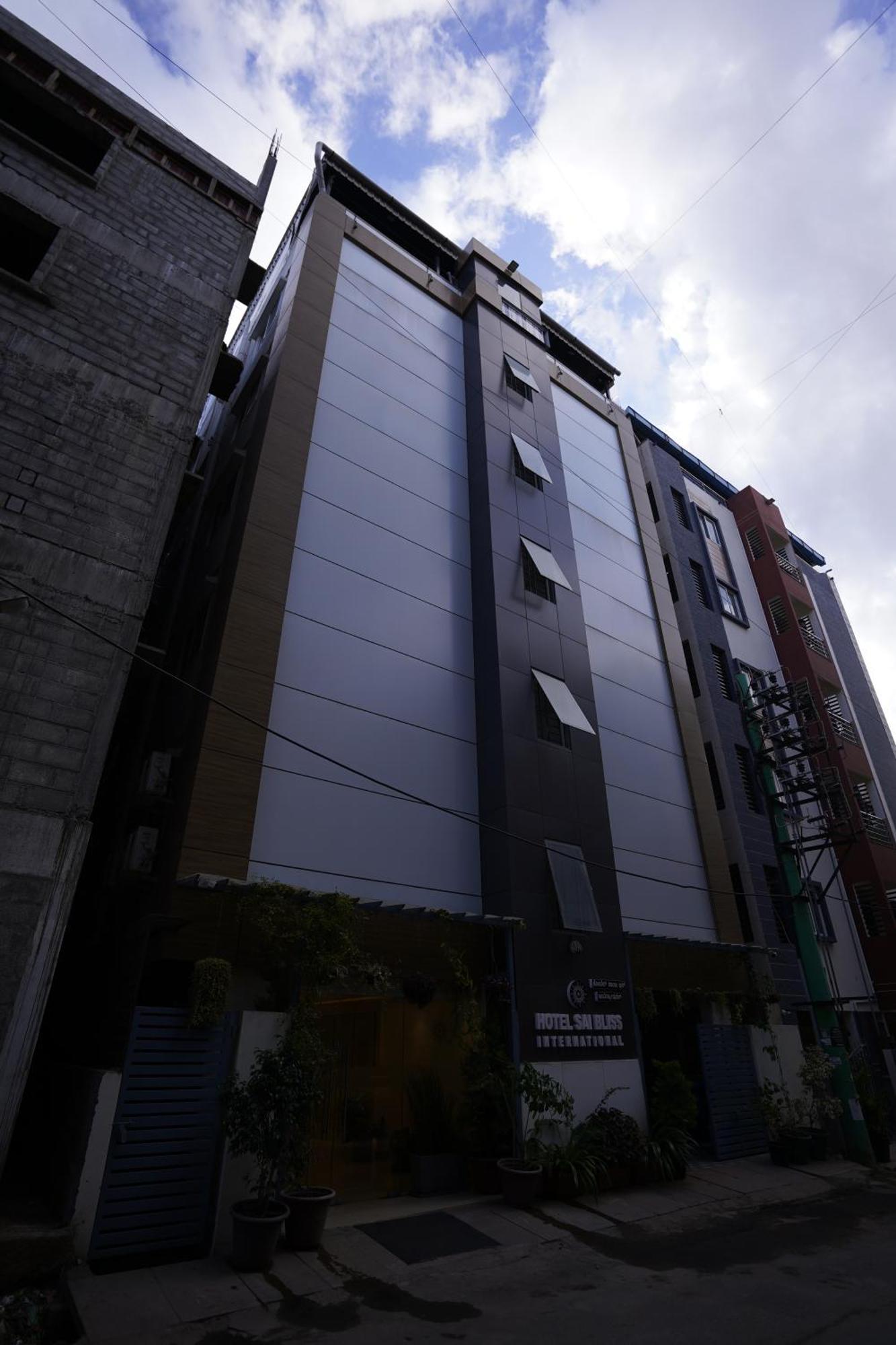 Sai Bliss Residency, Manyata Tech Park Hotel Bangalore Exterior photo